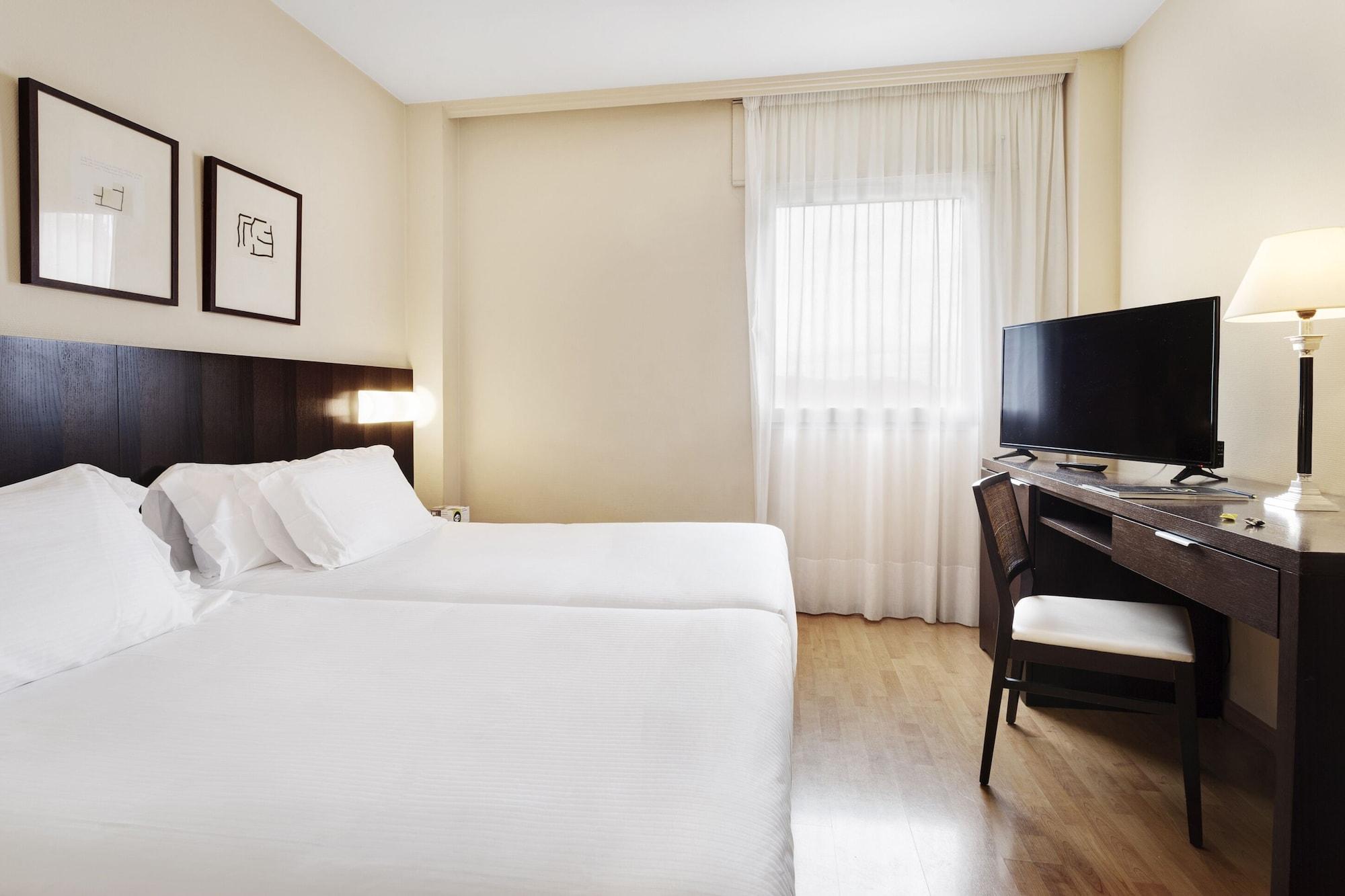 Hotel Sercotel Tudela Bardenas Bagian luar foto