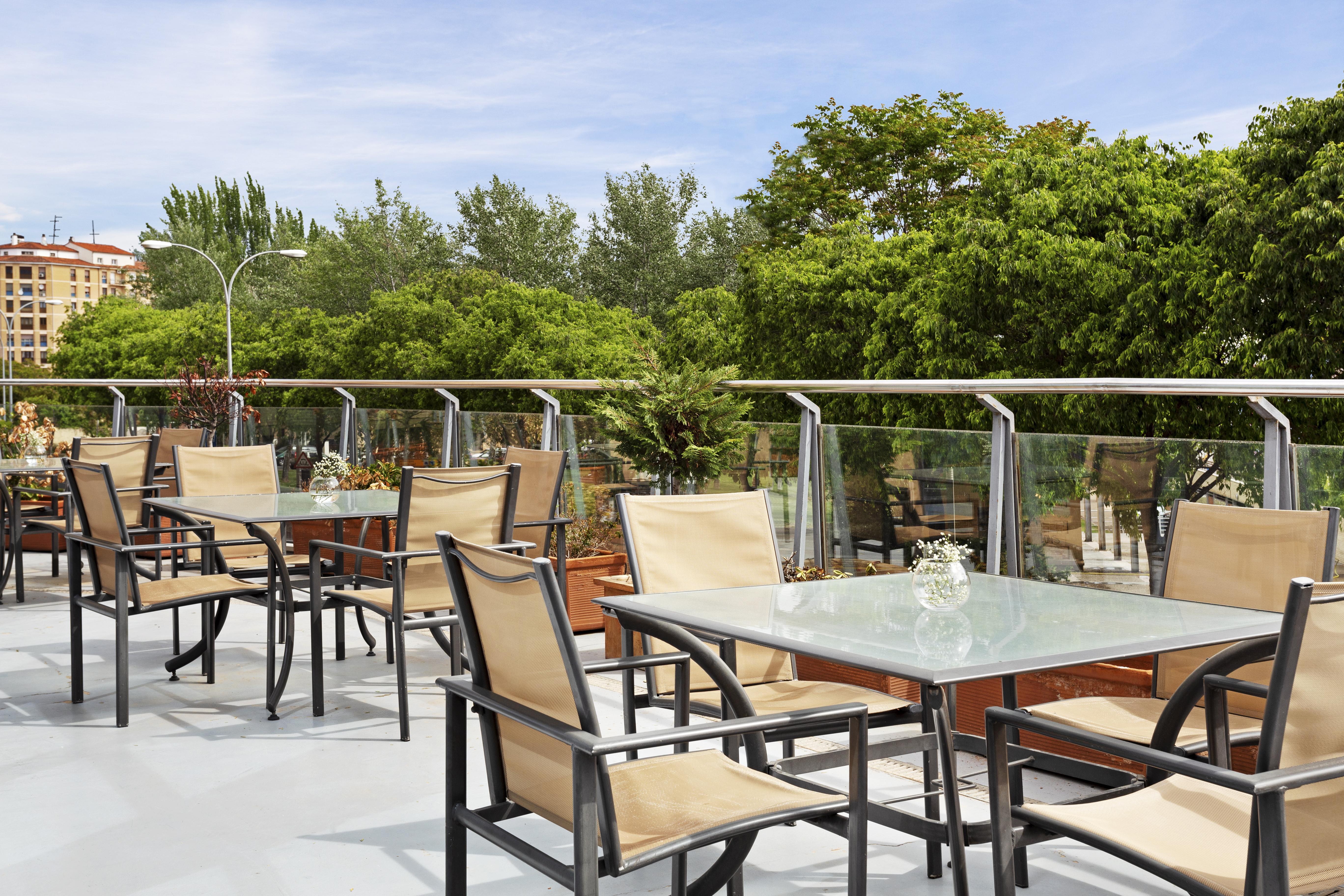 Hotel Sercotel Tudela Bardenas Bagian luar foto